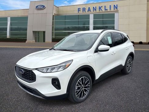 New 2026 Ford Escape SE FWD image 3