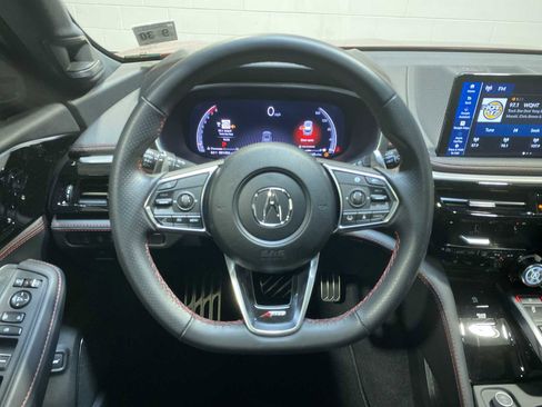 Used 2025 Acura MDX A-Spec image 15