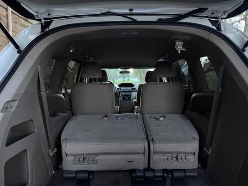 Used 2013 Honda Odyssey LX image 21