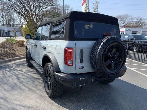 Used 2024 Ford Bronco Black Diamond image 6
