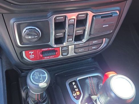 Used 2023 Jeep Wrangler Unlimited Rubicon 392 image 28