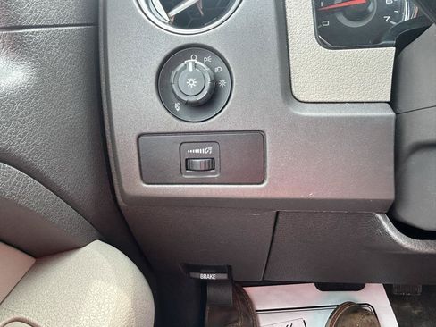 Used 2010 Ford F150 XLT AWD/4WD image 26