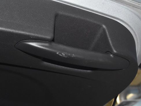 Used 2017 Ford Escape SE FWD image 35