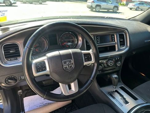 Used 2014 Dodge Charger SE w/ Connectivity Group RWD image 13