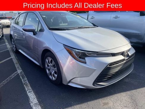 Used 2024 Toyota Corolla LE FWD image 12