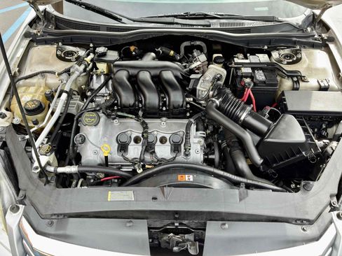 Used 2009 Ford Fusion SEL FWD image 39