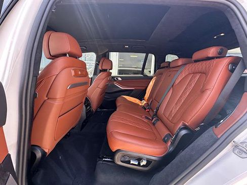 Certified 2026 BMW X7 xDrive40i w/ Premium Package AWD/4WD image 19
