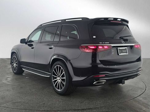 New 2026 Mercedes-Benz GLS 580 4MATIC image 5