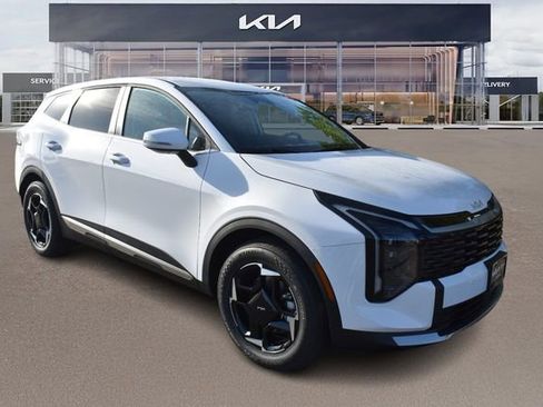 New 2026 Kia Sportage EX image 11