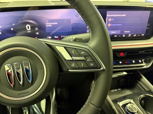 New 2026 Buick Envision Preferred AWD/4WD image 17