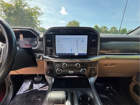 Used 2021 Ford F150 Lariat AWD/4WD image 11