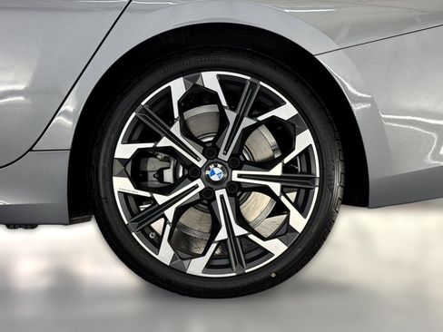 Used 2026 BMW 330i Sedan w/ Premium Package RWD image 11