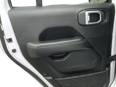 Certified 2021 Jeep Gladiator Overland w/ Dual Top Group image 25