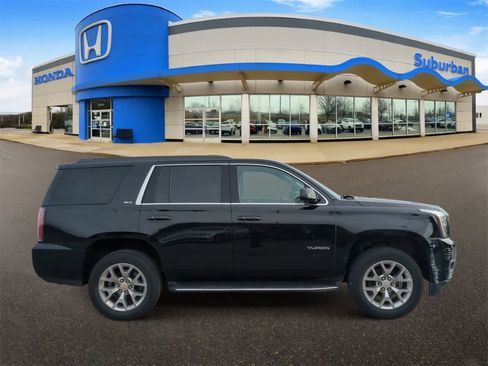 Used 2017 GMC Yukon SLT w/ Open Road Package image 9