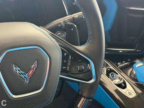 Used 2023 Chevrolet Corvette Z06 w/ Stealth Interior Trim Package RWD image 21