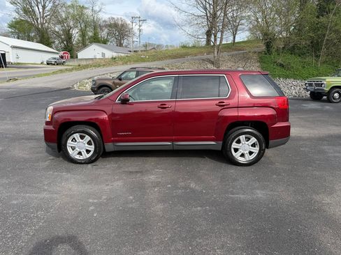 Used 2016 GMC Terrain SLE FWD image 2