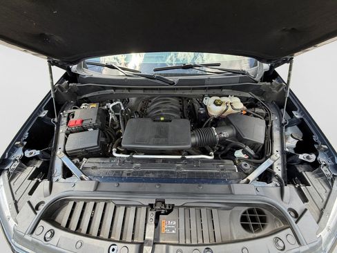 Used 2022 Chevrolet Silverado 1500 LT AWD/4WD image 23