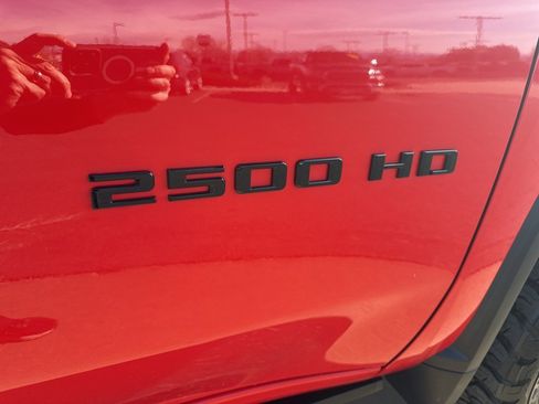 Used 2024 Chevrolet Silverado 2500 LTZ w/ LTZ Plus Package image 38