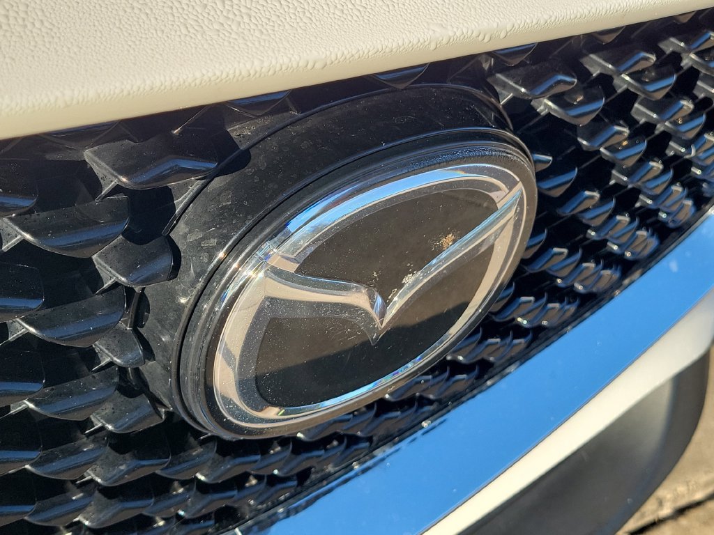 Used 2023 MAZDA CX-30 AWD 2.5 S w/ Premium Package image 9