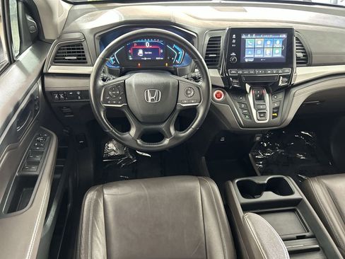 Used 2023 Honda Odyssey EX-L image 23