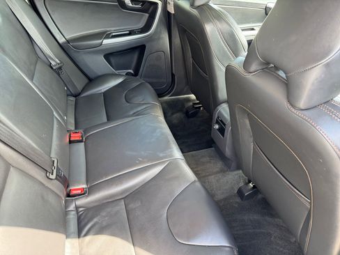 Used 2017 Volvo XC60 T6 Dynamic w/ Preferred Option Package AWD/4WD image 17