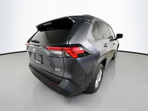 Used 2025 Toyota RAV4 XLE w/ Convenience Package FWD image 4