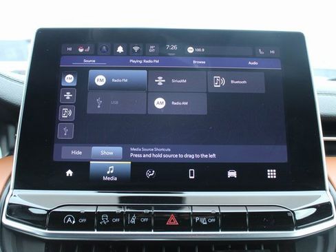 Used 2024 Jeep Compass Limited image 20