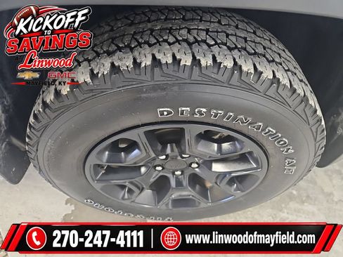 Used 2022 Jeep Cherokee Latitude AWD/4WD image 9