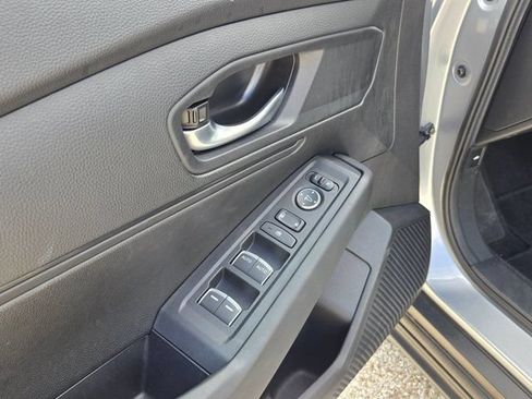 Used 2025 Honda Accord LX image 14