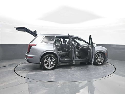 Used 2022 Cadillac XT6 Premium Luxury AWD/4WD image 45