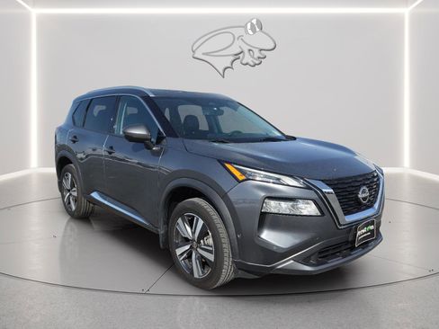 Used 2023 Nissan Rogue SL w/ SL Premium Package image 7