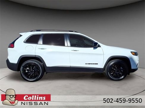 Used 2023 Jeep Cherokee Altitude Lux image 10
