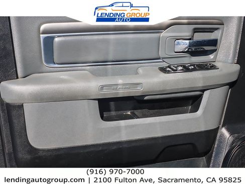 Used 2017 RAM 1500 Classic SLT image 18