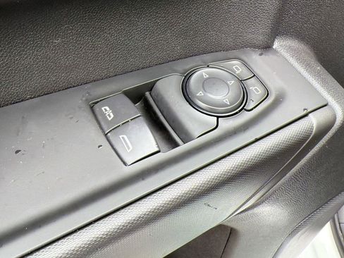 Certified 2025 Chevrolet Silverado 1500 W/T RWD image 20