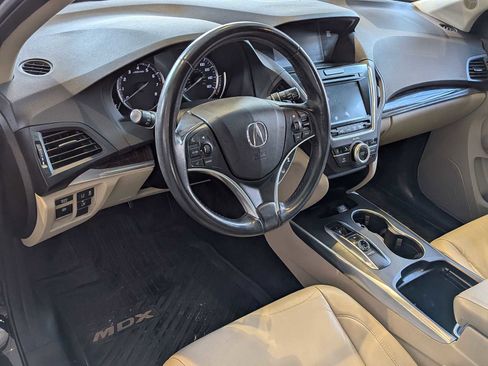 Used 2018 Acura MDX w/Technology Pkg image 2