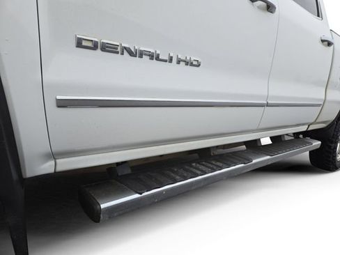 Used 2015 GMC Sierra 2500 Denali image 8