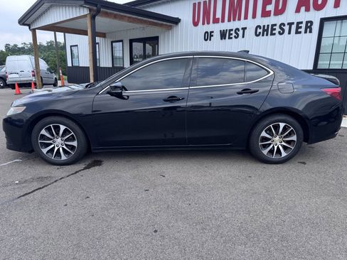 Used 2017 Acura TLX FWD image 8
