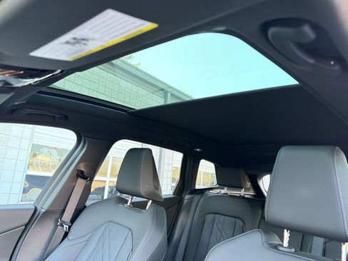 Used 2025 BMW X3 xDrive30i w/ Premium Package image 15