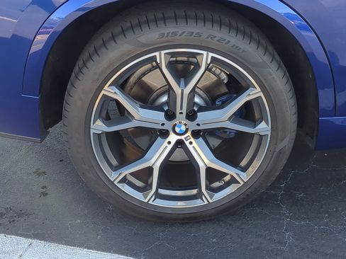 Used 2026 BMW X5 M60i image 7