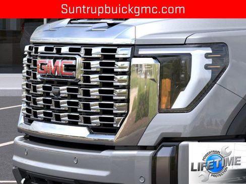 New 2026 GMC Sierra 2500 Denali w/ Denali Reserve Package image 14