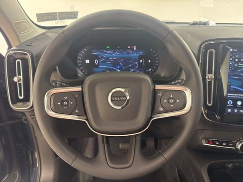 New 2026 Volvo XC40 B5 Ultra w/ Protection Package Premier image 11