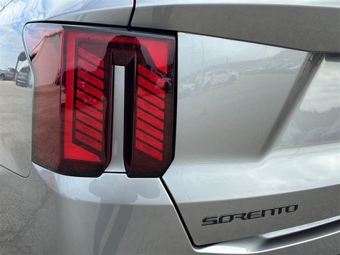 New 2026 Kia Sorento SX Prestige image 29