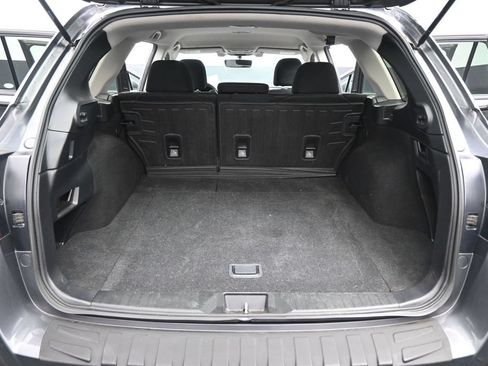 Used 2019 Subaru Outback 2.5i Premium AWD/4WD image 17
