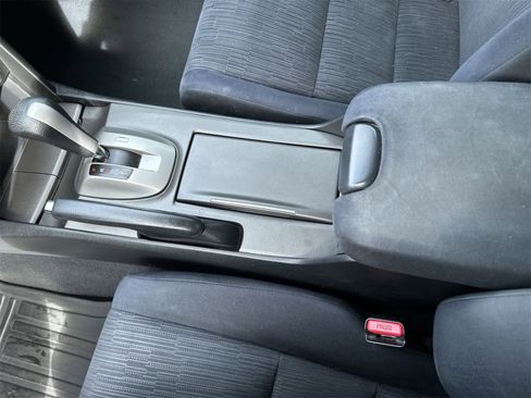 Used 2012 Honda Accord LX image 19