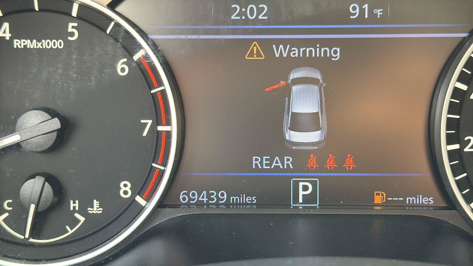 Used 2023 Nissan Altima 2.0 SR FWD image 11