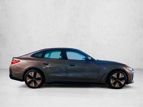 Used 2023 BMW i4 eDrive35 w/ Premium Package image 4