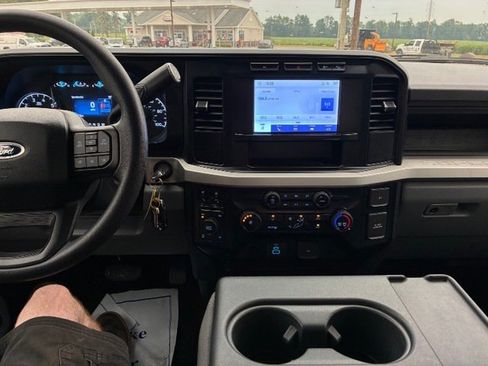 Used 2023 Ford F350 XL w/ STX Appearance Package AWD/4WD image 12