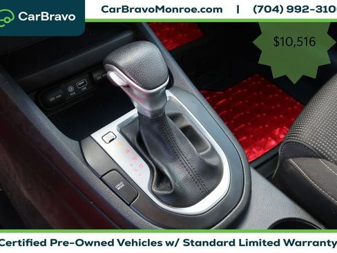 Used 2020 Kia Forte LXS FWD image 25