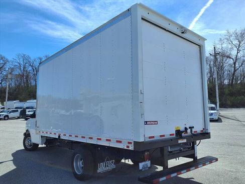 New 2025 GMC Savana 3500 Extended w/ Power Convenience Package image 17