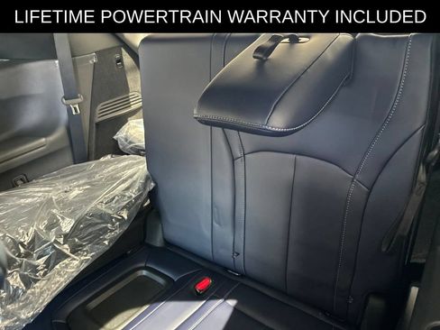 Certified 2026 INFINITI QX60 Sport w/ Dark Cargo Package AWD/4WD image 15